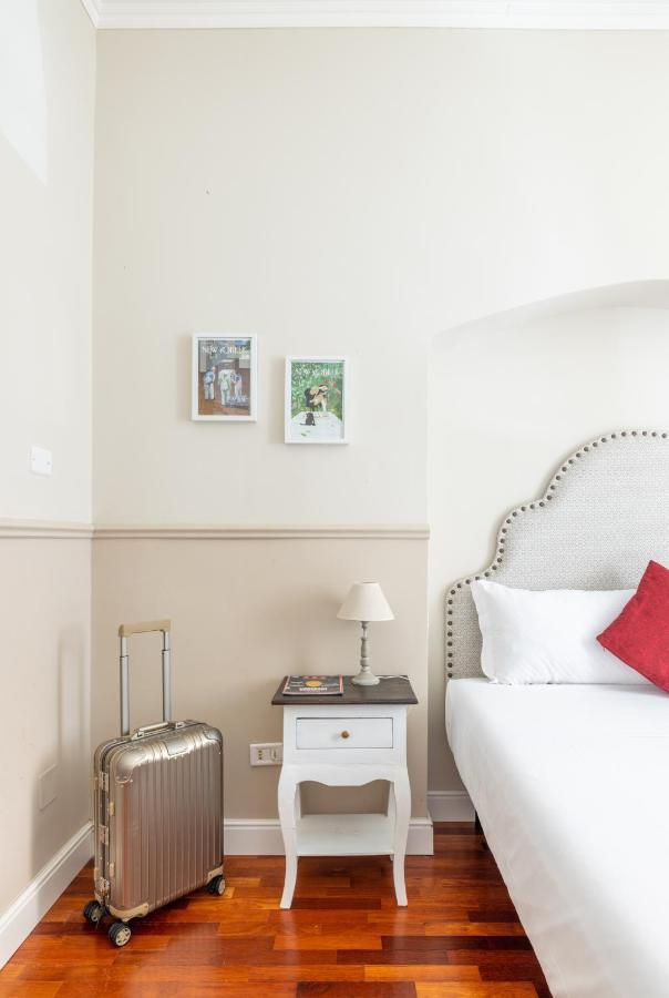Charming Apartment With Patio A Few Steps From Colosseum Екстериор снимка