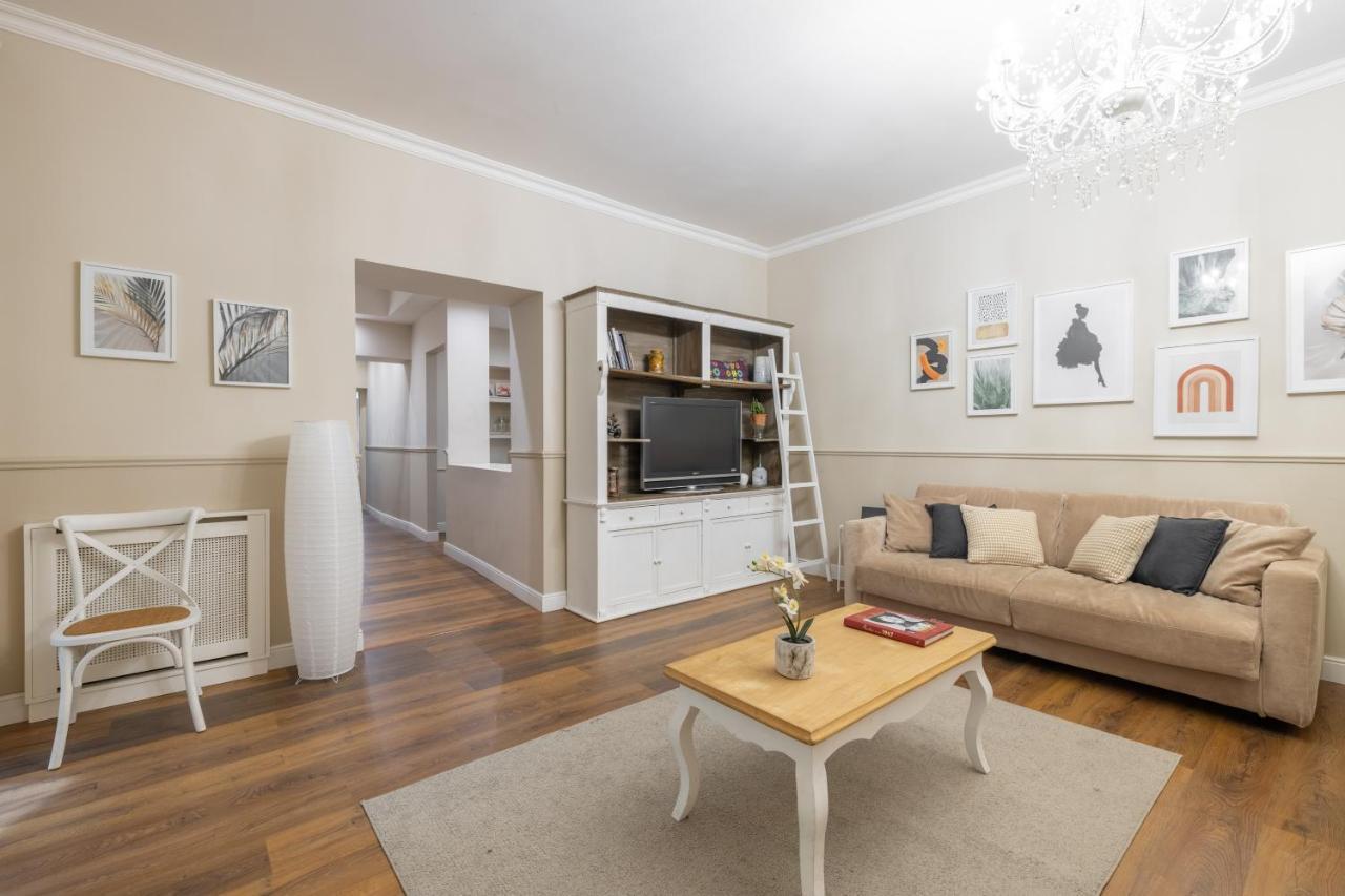Charming Apartment With Patio A Few Steps From Colosseum Екстериор снимка